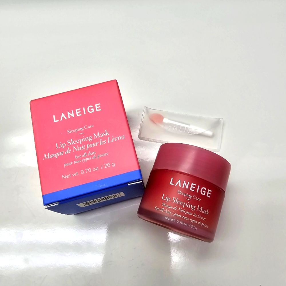 2/30 NIB LANEIGE Lip Sleeping Mask Berry 20g hydrating treatment for dry lips